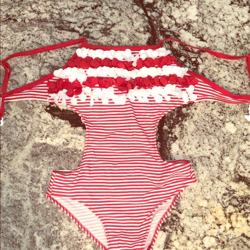 Baby girl swimwear
